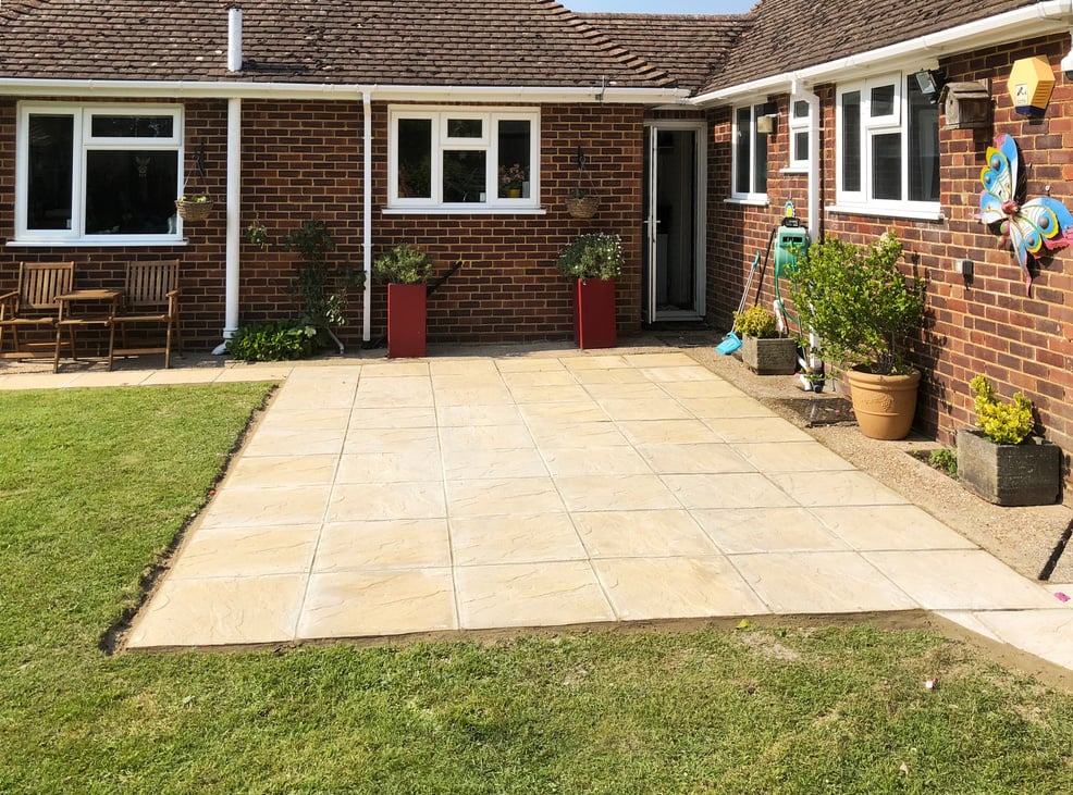 New paving slab patio